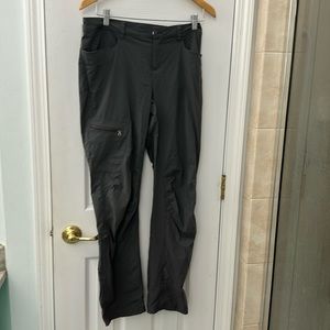 EUC Women’s Patagonia Quandary pants